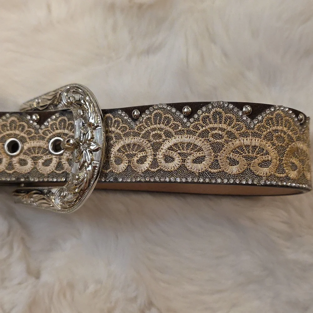 Angel Ranch Western Silver Rhinestone Lace Scalloped Feminine Belt Womens S - Picture 4 of 13